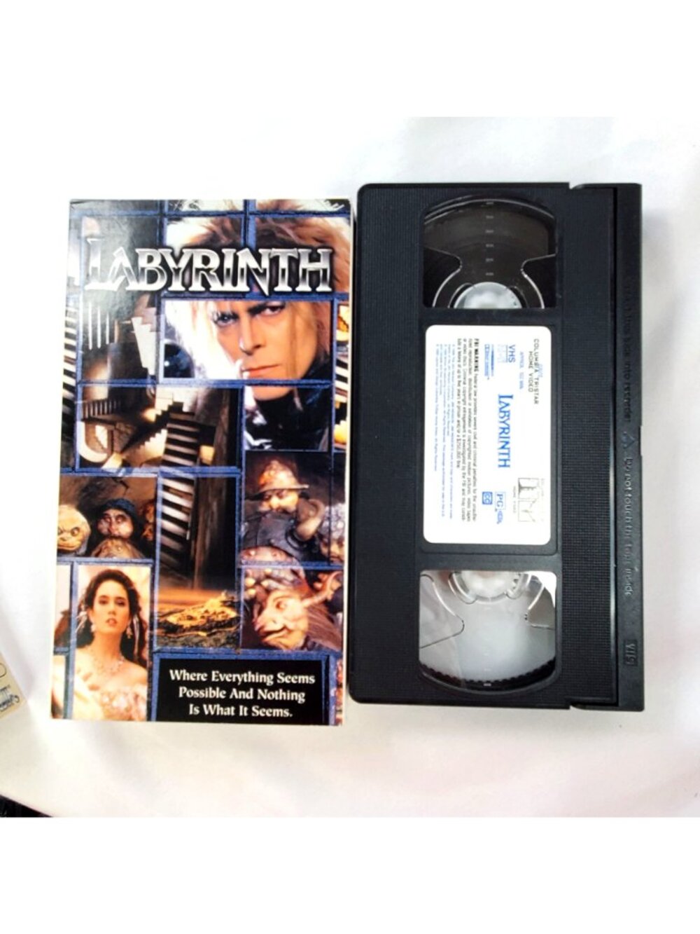 Labyrinth VHS David Bowie 1999 Columbia TriStar Home Video PG NTSC Color - Picture 5 of 8